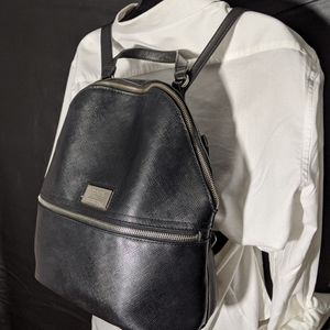 Super Cute Little Black Backpack!